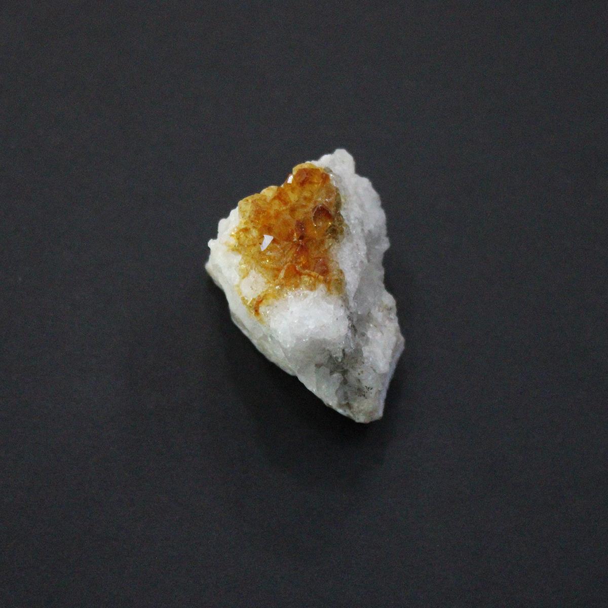 Sitrin Doğal Taş Parça