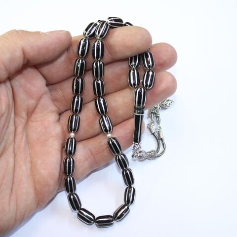 8 li Karpuz İşlemeli Oltu Taşı Tespih 6,5*11 (mm)