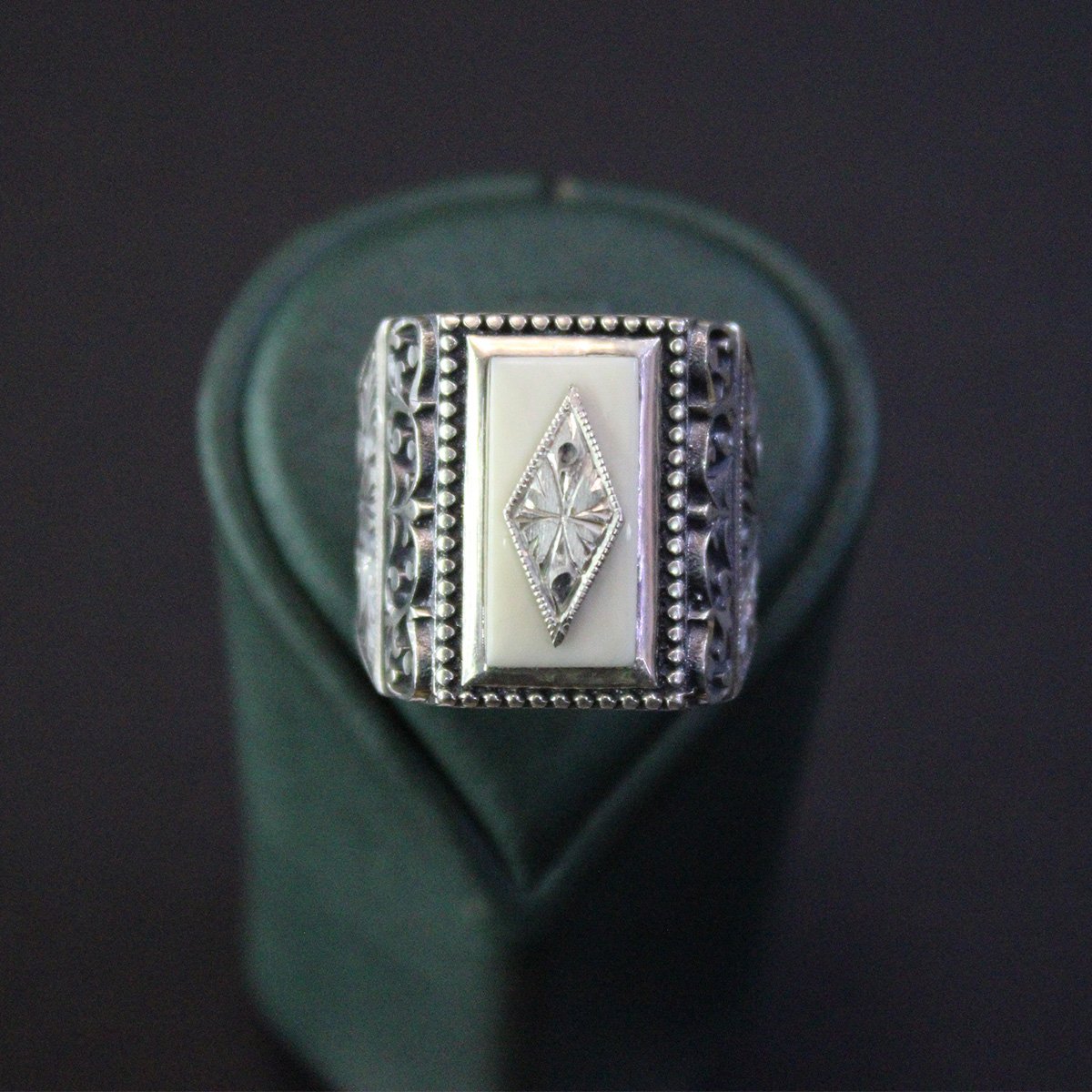 Fil Dişi Kalem İşçiliği Gümüş Erkek Yüzük-1