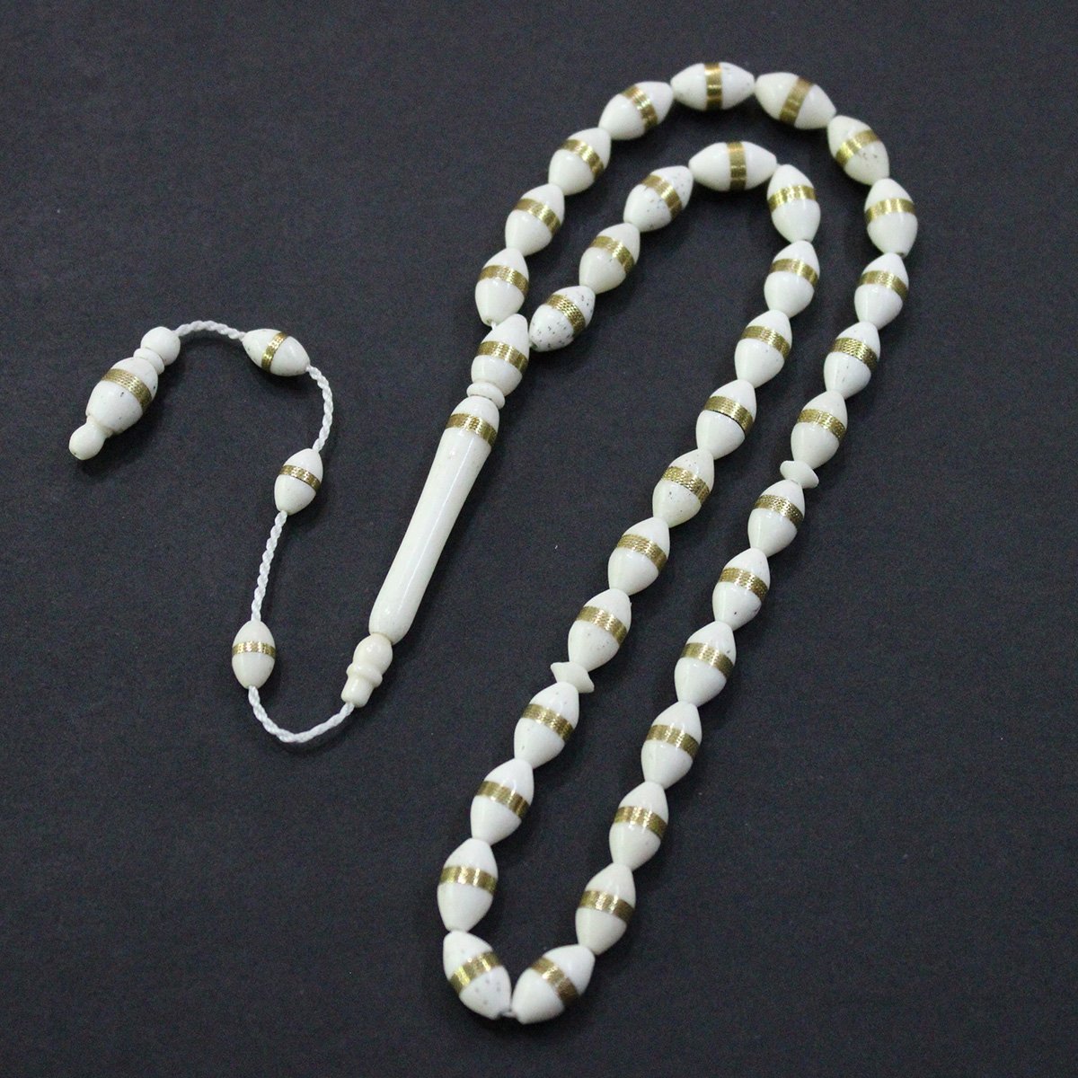 Sarmal Prinç İşlemeli Deve Kemiği Tespih 6*9,5 (mm)