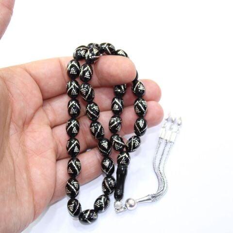 V Baklava İşlemeli Oltu Taşı Tespih 7,5*11 (mm)