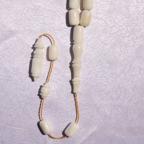 Mustafa Genç Usta İşçilikli Narçıl Tespih 9*14 (mm)