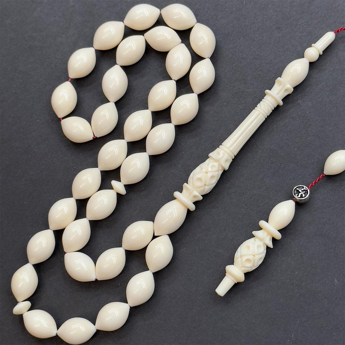 Usta İşi Fildişi Tespih 8*12 (mm)