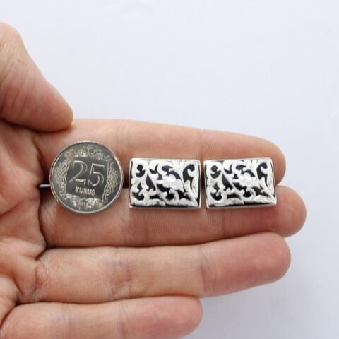 El Yapımı Gümüş Oltu Taşı & Güllü Dikdörtgen Kol Düğmesi