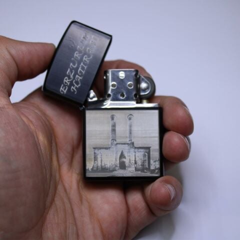 Erzurum Çifte Minare Medrese Baskılı Zippo Çakmak