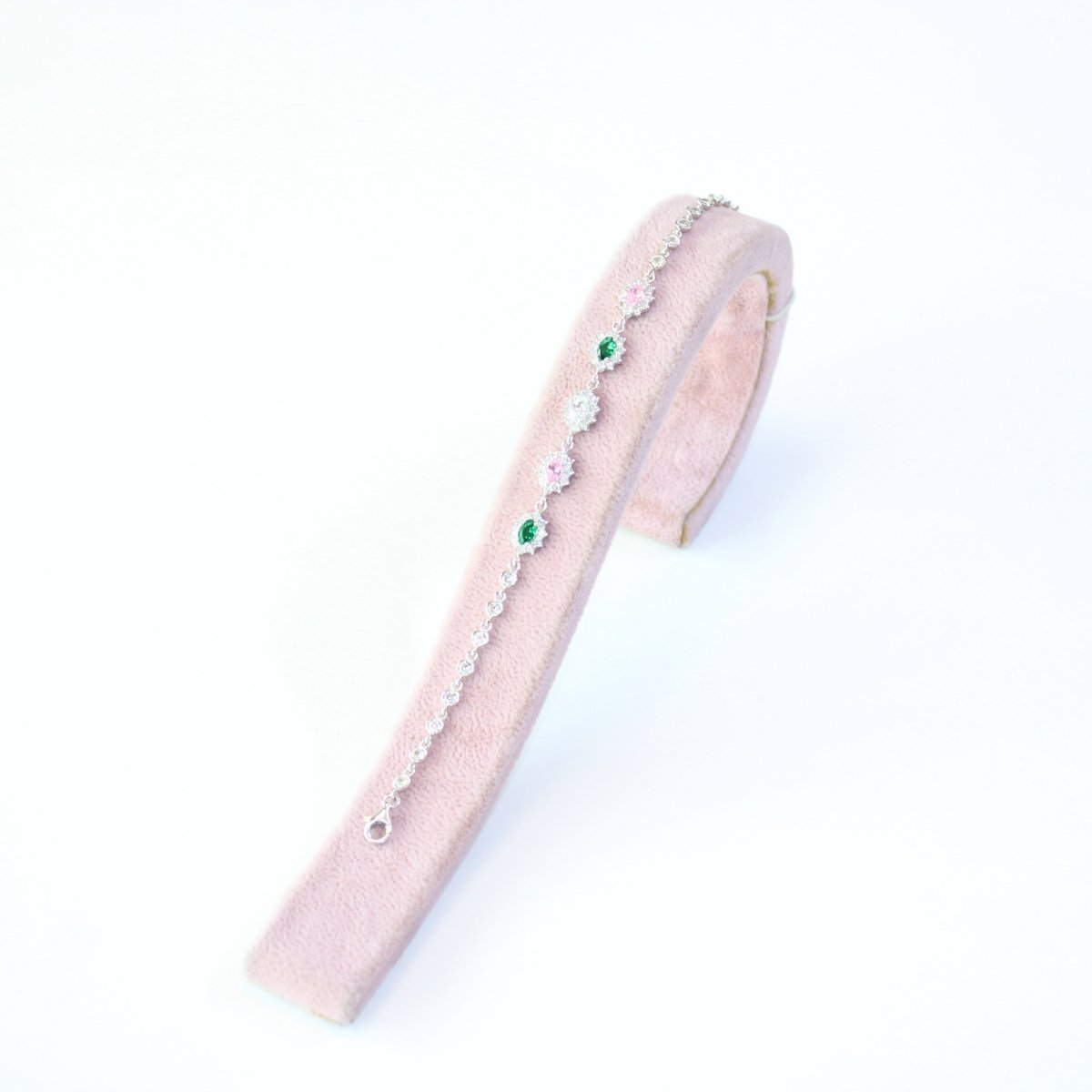 Zirkon Taşlı Gümüş Renkli Model Bileklik