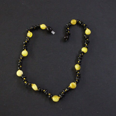 Damla Kehribar Karma Bebek Kolyesi 5,5 (gr)