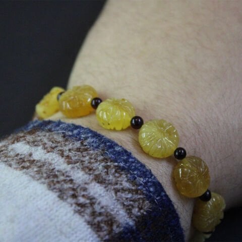 Kalem İşçilikli Kaliningrad Damla Kehribar Bileklik 8,5 (gr)