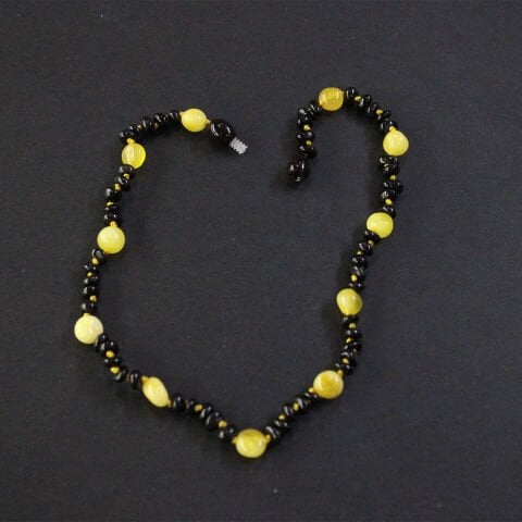 Damla Kehribar Karma Bebek Kolyesi 5 (gr)