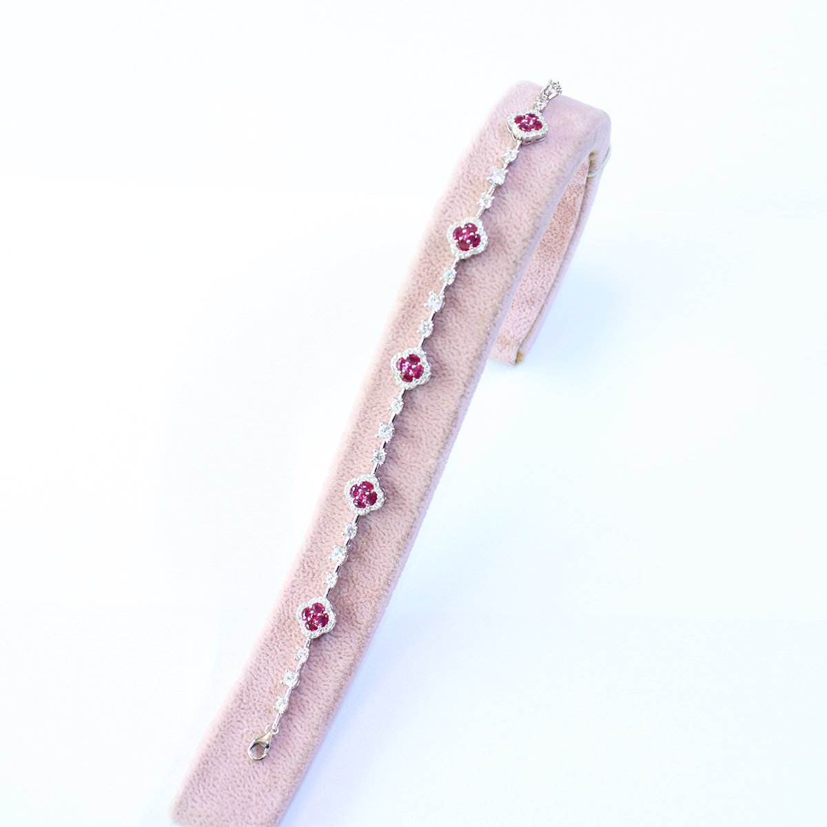 Yonca Pembe Zirkon Taşlı Gümüş Bileklik