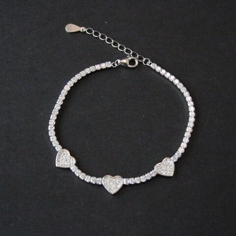 Zirkon Taşlı Kalpli Gümüş Bileklik