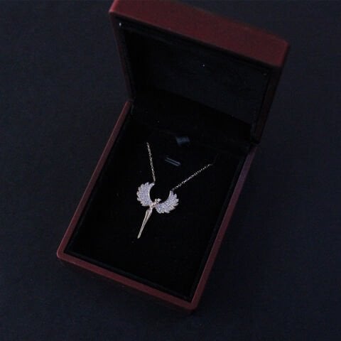 Melek Kanatlı Rose Hayalet Kolye