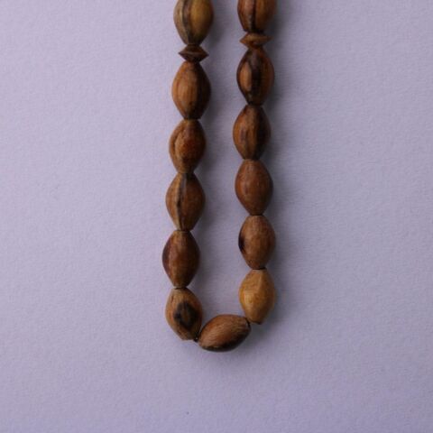 Öd Ağacı Beyzi Kesim Tespih 6,5*9,5 mm