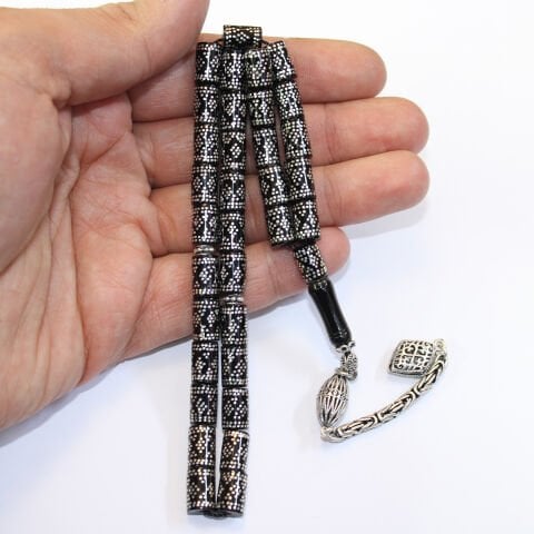 Piramit Baklava İşlemeli Kesme Oltu Taşı Tespih 6,5*10 (mm)