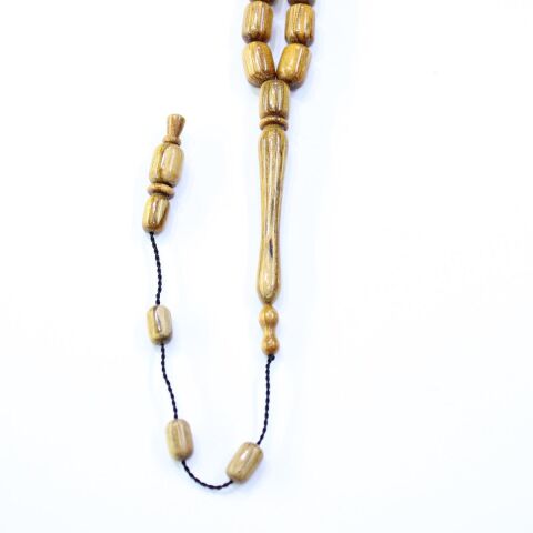 Usta İşçilikli Öd Ağacı Tespih 8*12 (mm)