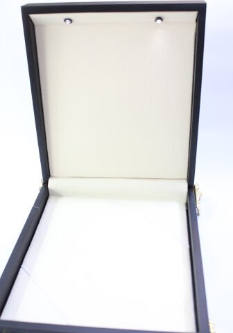 Lüks Işıklı Tespih Kutusu Kare Model