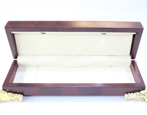 Lüks Işıklı Tespih Kutusu Dikdörtgen Model Bordo