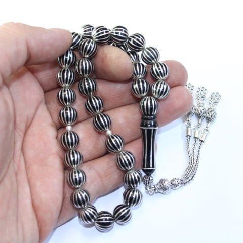 16 lı Karpuz İşlemeli Oltu Taşı Tespih 9,5 (mm)