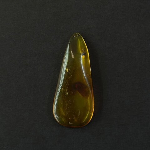 Haşere Fosilli Damla Kehribar Taş 1,5 (gr)