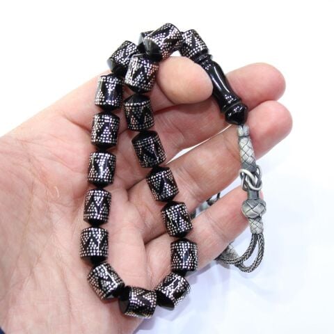 Piramid İşlemeli Maskot Oltu Taşı Tespih 10,5*14 (mm)