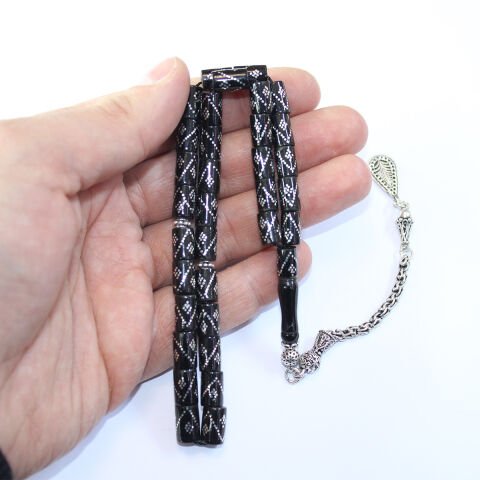 Tek Sıra Baklava İşlemeli Kesme Oltu Taşı Tespih 6,5*9,5 (mm)