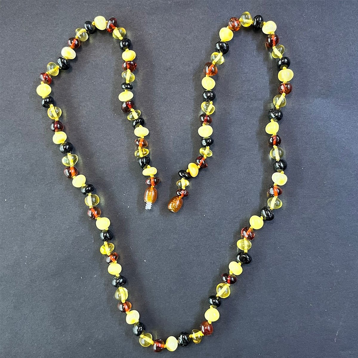 Ukrayna Damla Kehribar Karma Yetişkin Kolye 16 (gr)